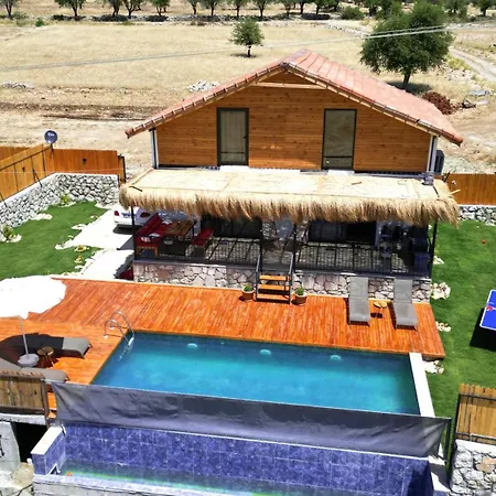 Koca Armut Villalari Villa